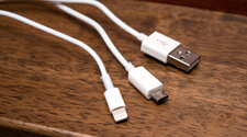 マルチ充電器